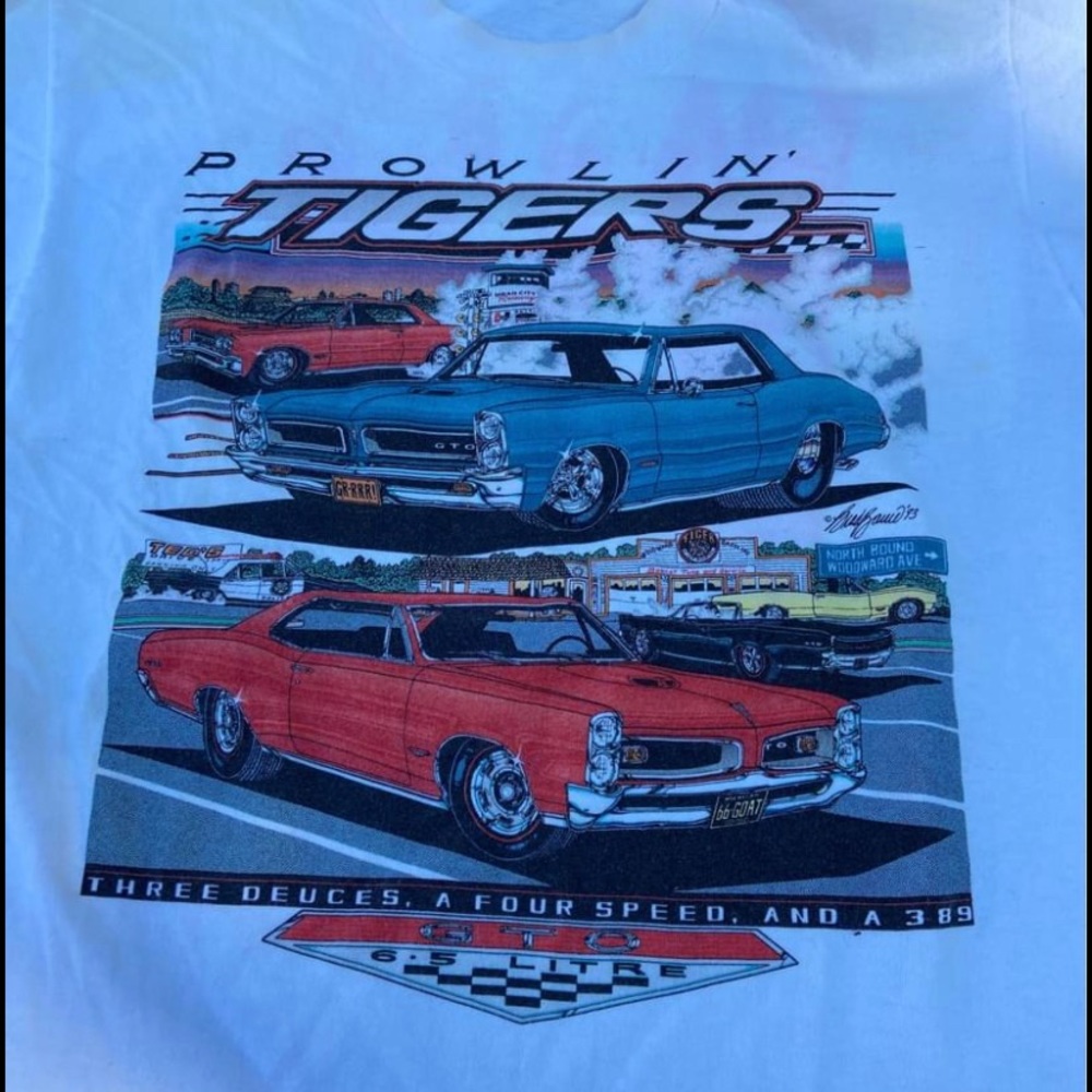 Vintage muscle car tee shirt